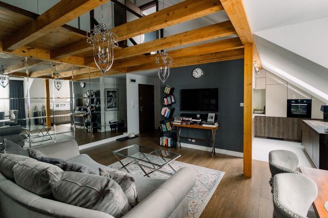 Mieszkanie 4-pokojowe Jędrzejów. Zdjęcie 1