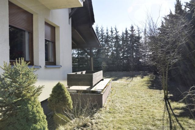 dom wolnostojący, 4 pokoje Lubochnia. Zdjęcie 6