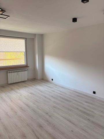 Mieszkanie 2-pokojowe Pabianice Bugaj, ul. Jadwigi Wajsówny. Zdjęcie 6