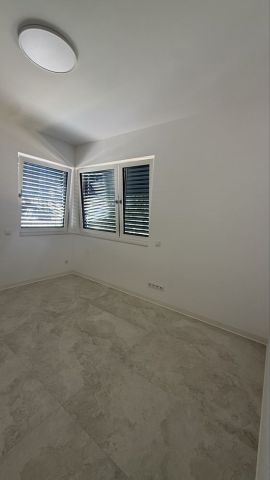 Lokal Poznań Grunwald, ul. Rumuńska. Zdjęcie 1