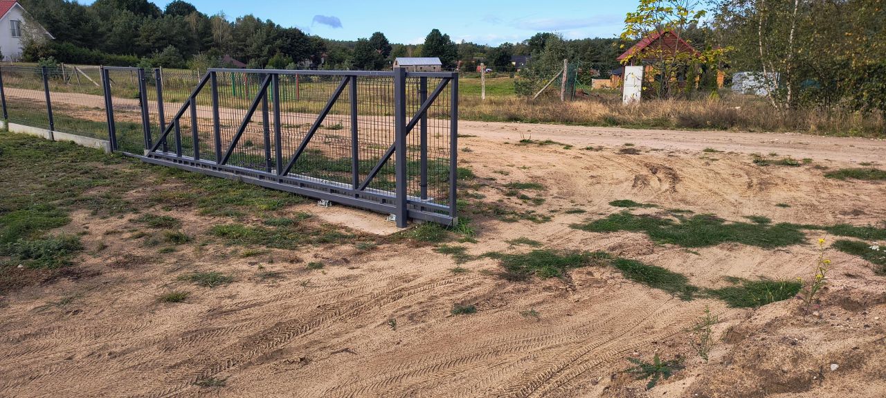 dom wolnostojący, 4 pokoje Spore. Zdjęcie 6