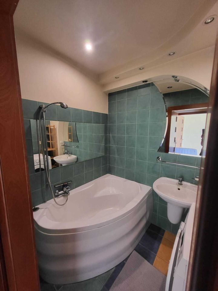 Mieszkanie 3-pokojowe Nowy Dwór Mazowiecki Nowodworzanka. Zdjęcie 2