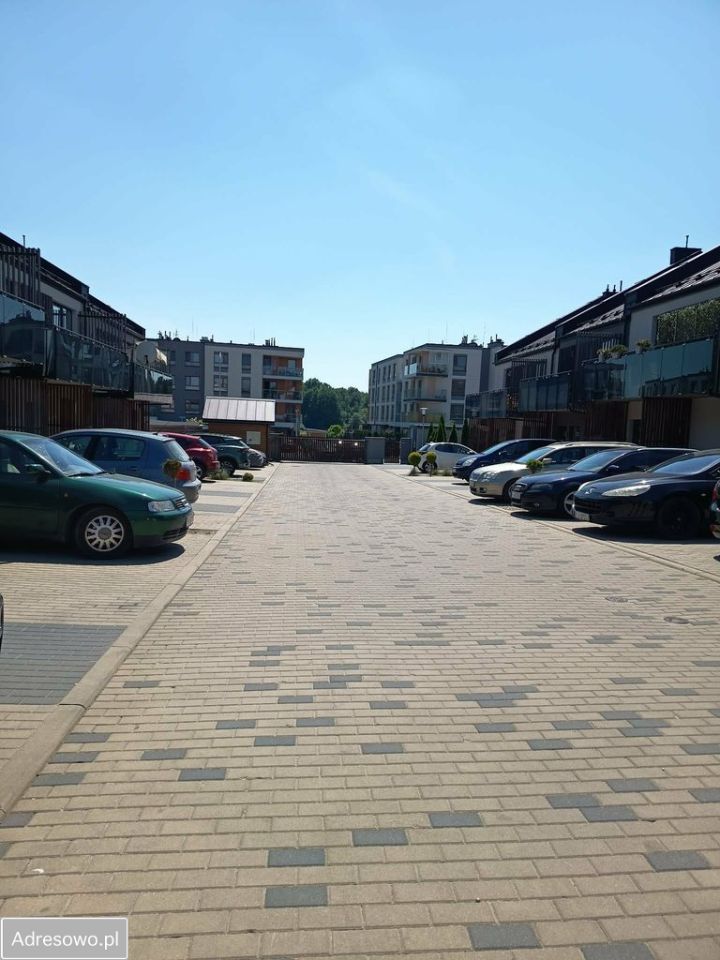 dom szeregowy, 2 pokoje Porosły, ul. Szumiących Traw. Zdjęcie 6