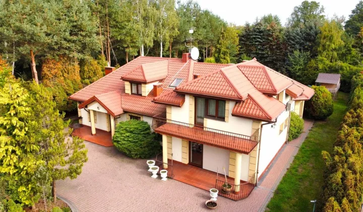 dom wolnostojący, 5 pokoi Urzut, ul. Lazurowa