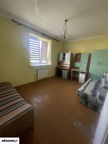 dom wolnostojący, 5 pokoi Ostrowiec Świętokrzyski, ul. Wiejska. Zdjęcie 1