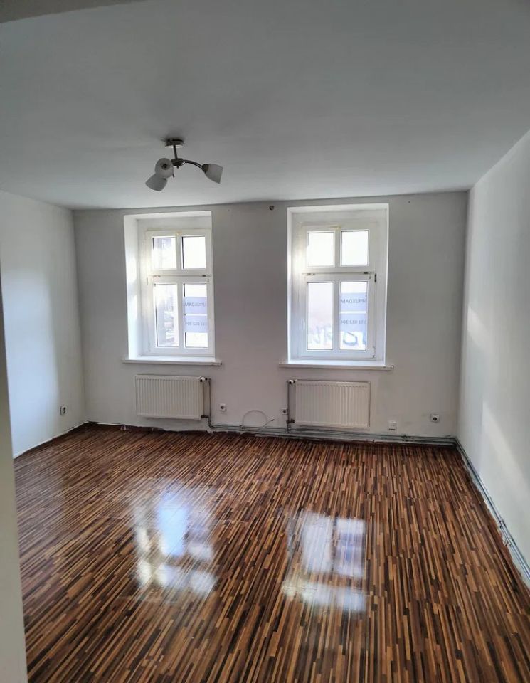 Mieszkanie 2-pokojowe Ruda Śląska Nowy Bytom, ul. Konstantego Damrota. Zdjęcie 1