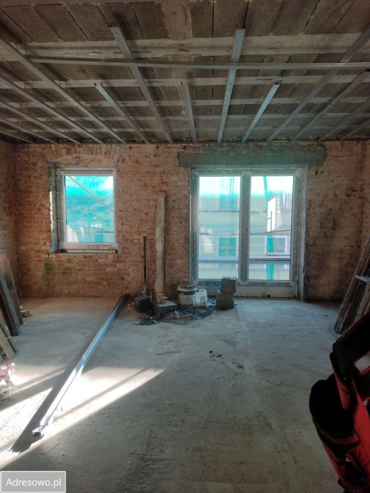 Mieszkanie 4-pokojowe Żarów, ul. Cicha. Zdjęcie 4