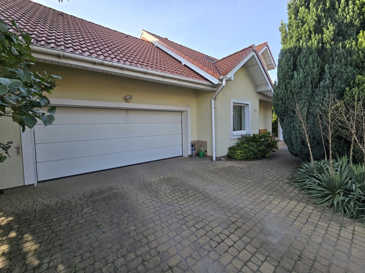 dom wolnostojący, 5 pokoi Warszawa Białołęka, ul. Małopolska