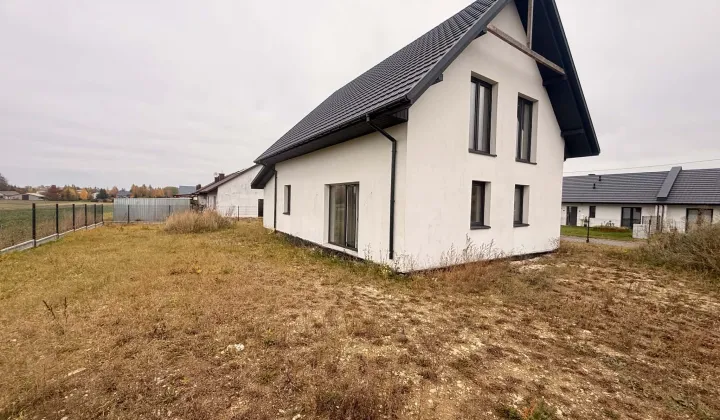 dom wolnostojący, 5 pokoi Skroniów