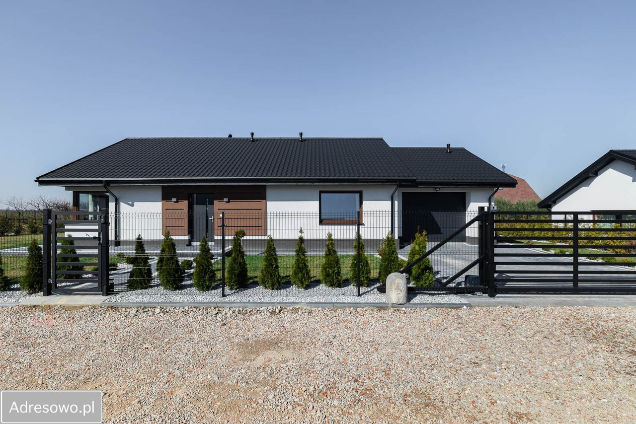 dom wolnostojący, 4 pokoje Tomaszowice-Kolonia