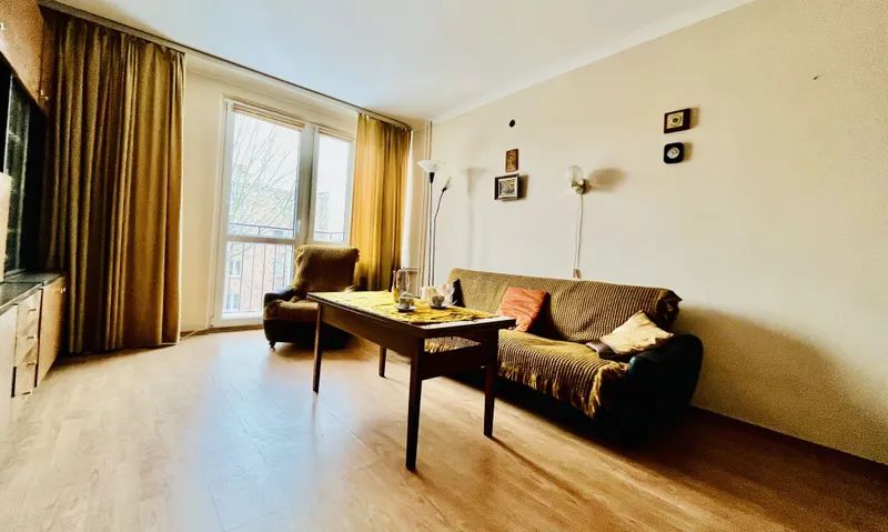 Mieszkanie 3-pokojowe Zielonka. Zdjęcie 3