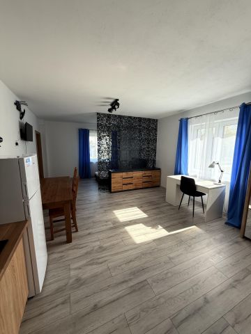 Mieszkanie 1-pokojowe Kajetany, ul. Rolna. Zdjęcie 1