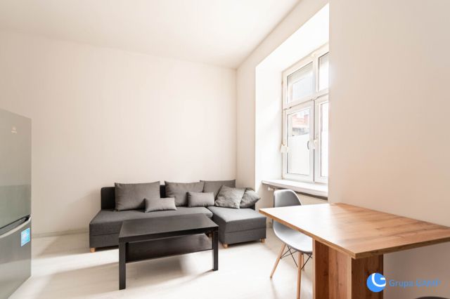 Mieszkanie 2-pokojowe Kraków, ul. Kalwaryjska. Zdjęcie 1