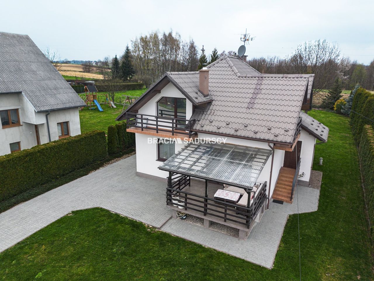 dom wolnostojący, 5 pokoi Marcyporęba, ul. św. Marcina. Zdjęcie 2