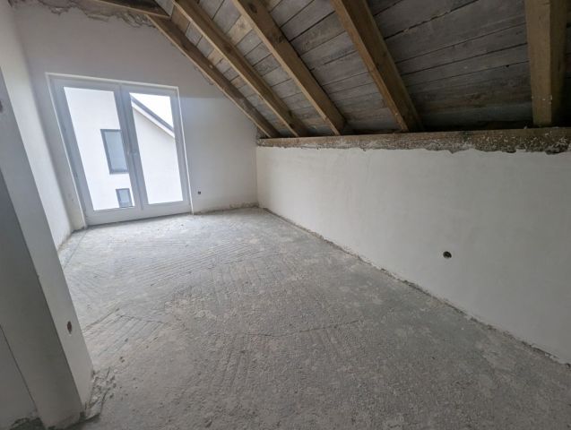 dom wolnostojący, 5 pokoi Frank. Zdjęcie 6