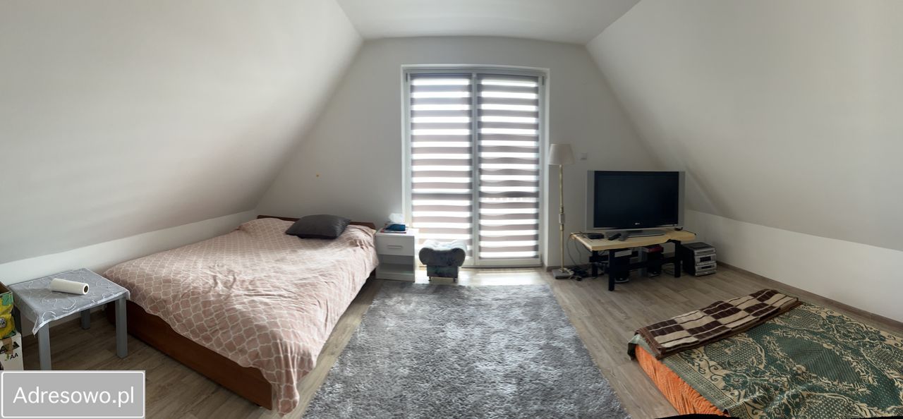 dom wolnostojący, 3 pokoje Zynie. Zdjęcie 3