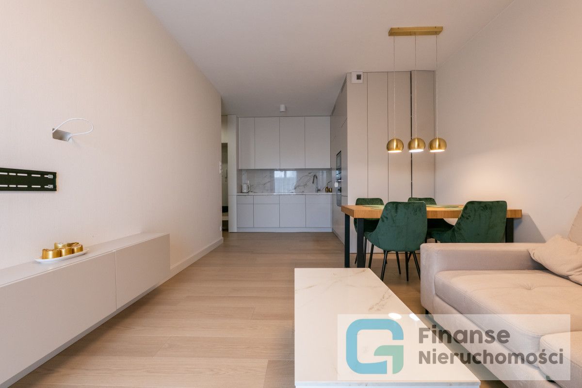 Mieszkanie 3-pokojowe Skierniewice, ul. Mikołaja Kopernika. Zdjęcie 1