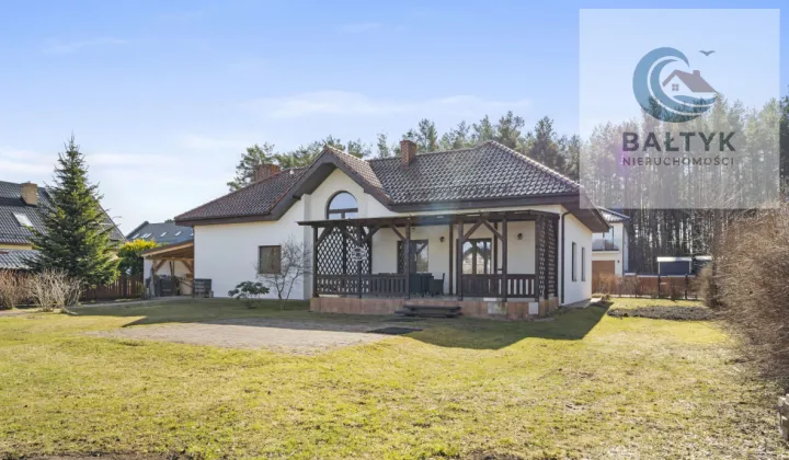 dom wolnostojący, 4 pokoje Luzino