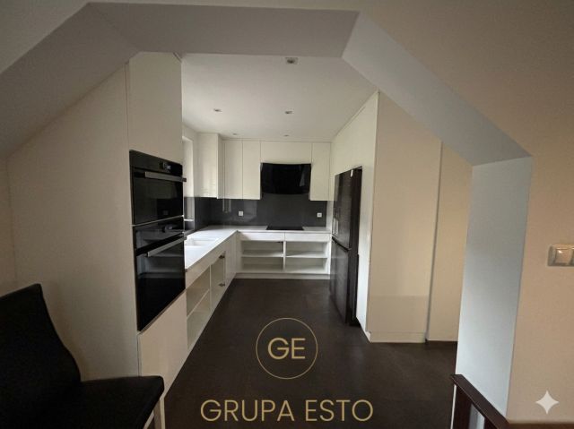 dom wolnostojący, 3 pokoje Kraków Podgórze, ul. Kolonijna. Zdjęcie 4