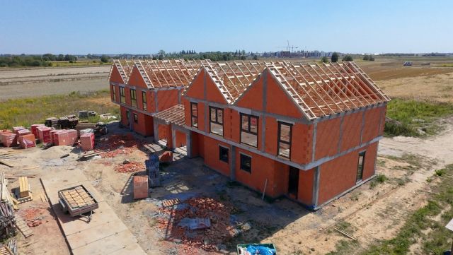 dom szeregowy, 4 pokoje Podolszyn Nowy. Zdjęcie 1