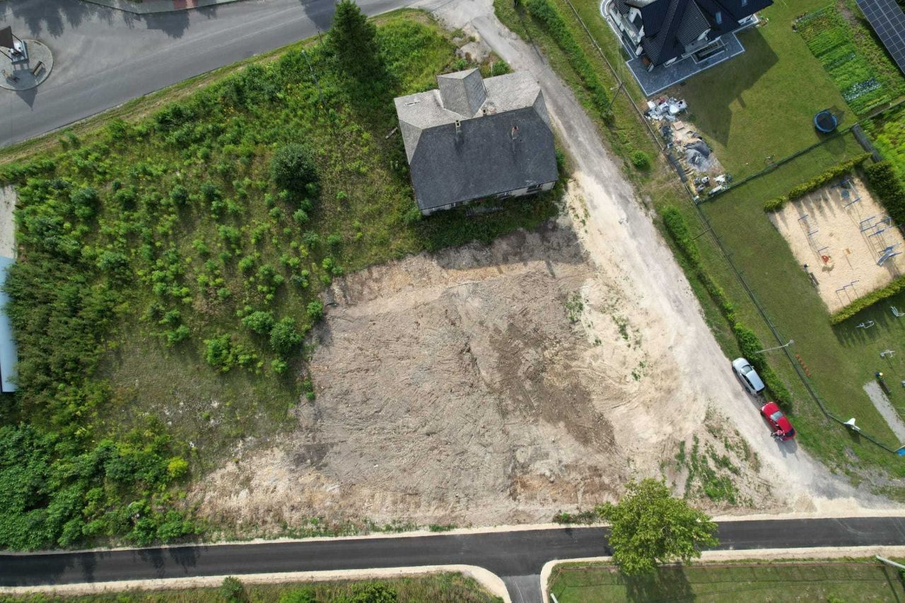 Działka budowlana Mokrus. Zdjęcie 3