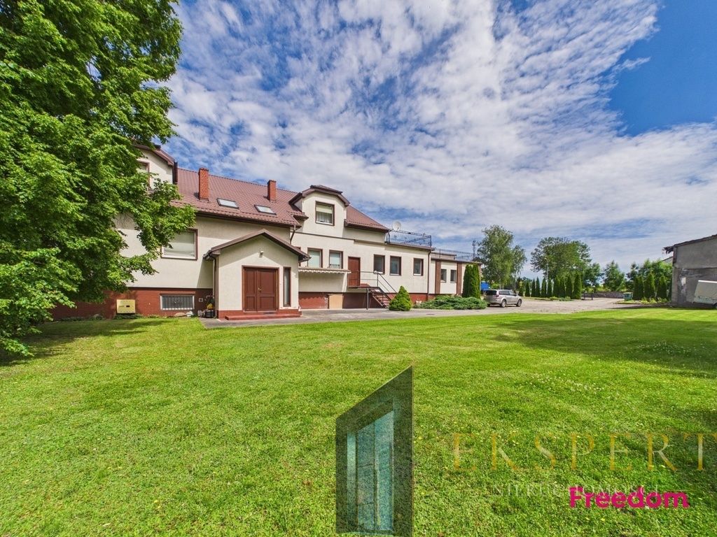dom wolnostojący, 7 pokoi Biesiekierz. Zdjęcie 13