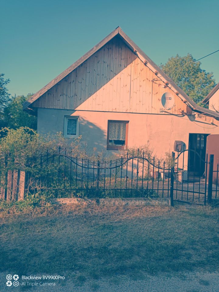 dom wolnostojący, 2 pokoje Fałków, ul. Podchojna