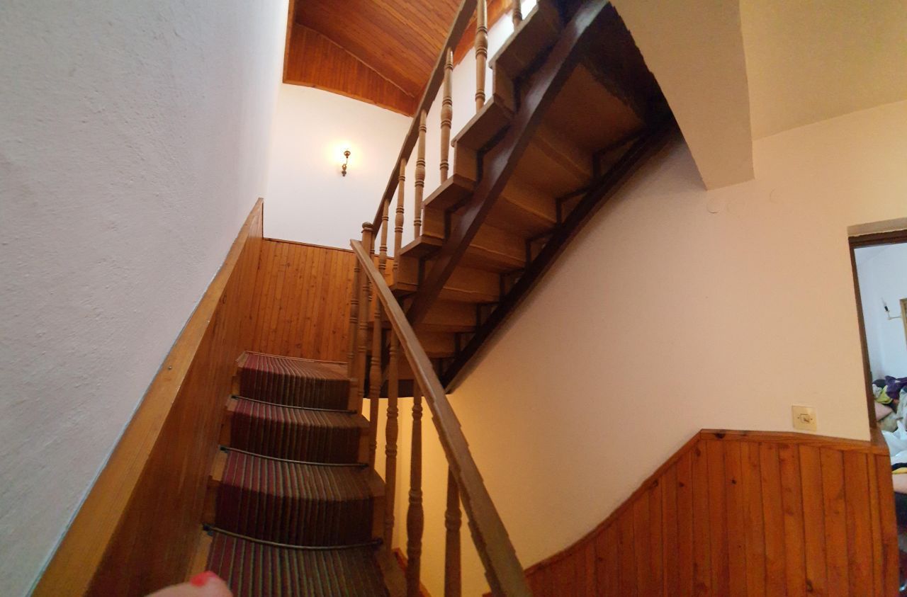 bliźniak, 9 pokoi Kudowa-Zdrój Centrum. Zdjęcie 4