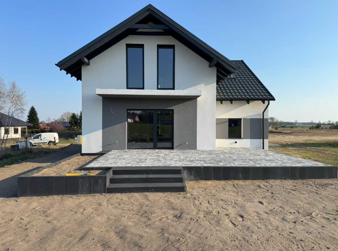 dom wolnostojący, 4 pokoje Jankowo Dolne, os. Leśna Dolina. Zdjęcie 1