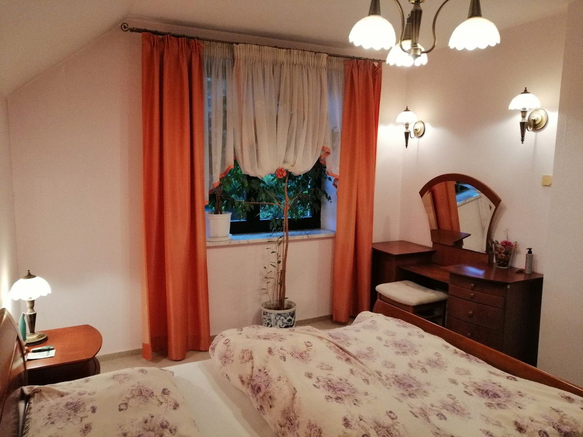dom wolnostojący, 9 pokoi Kielce, ul. Ludomira Różyckiego. Zdjęcie 28
