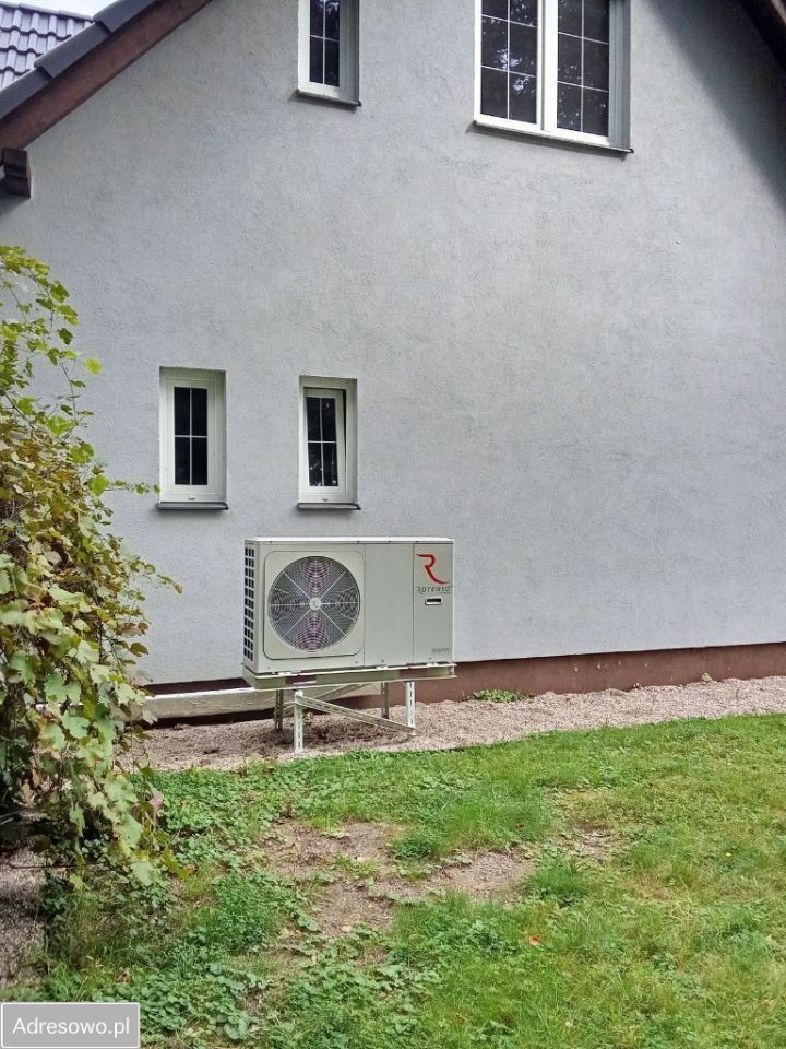 dom wolnostojący, 5 pokoi Miłosna. Zdjęcie 3