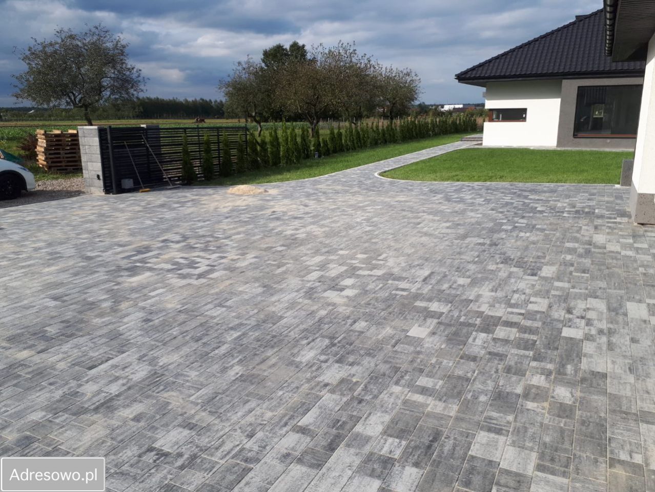 dom wolnostojący, 4 pokoje Cikowice. Zdjęcie 6