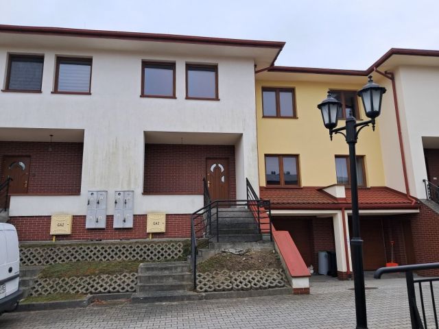dom wolnostojący Rzeszów Staroniwa, ul. Piekarska. Zdjęcie 1