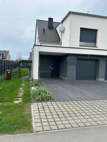 bliźniak Opole Chmielowice. Zdjęcie 1