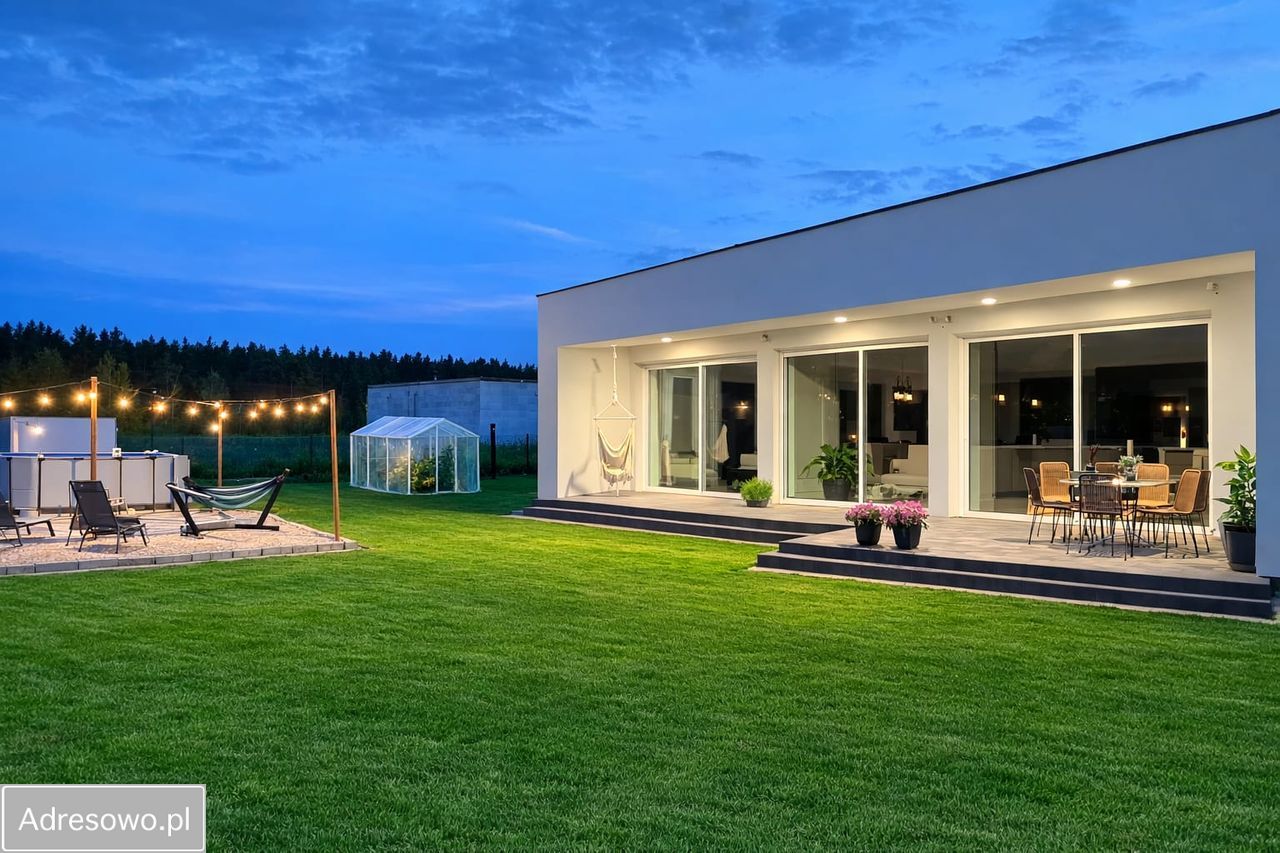 dom wolnostojący, 3 pokoje Wichulec. Zdjęcie 17