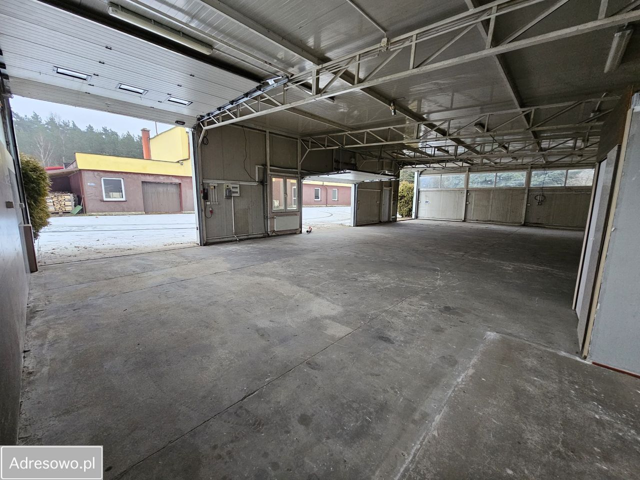 Hala/magazyn Papowo Toruńskie. Zdjęcie 5