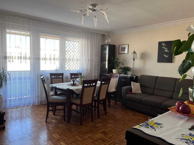 Mieszkanie 3-pokojowe Skierniewice Widok. Zdjęcie 1