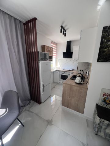 Mieszkanie 3-pokojowe Zamość Przedmieście Lubelskie, ul. Księcia Józefa Poniatowskiego. Zdjęcie 1