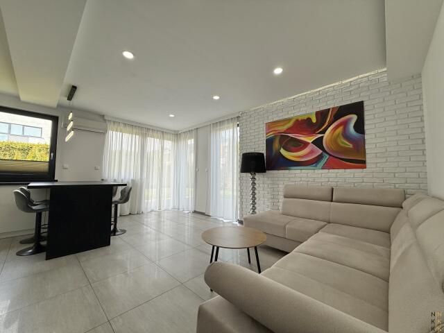 bliźniak, 4 pokoje Domasław. Zdjęcie 6