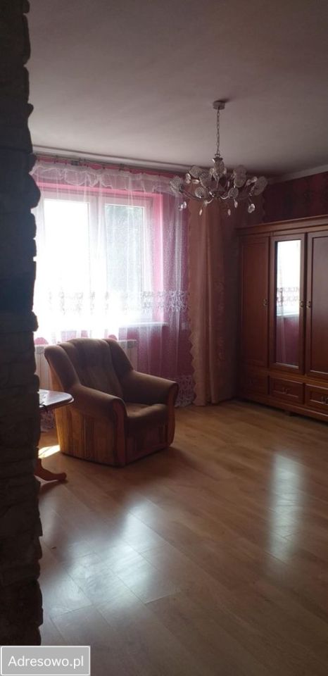 dom wolnostojący, 4 pokoje Ochotnik. Zdjęcie 3