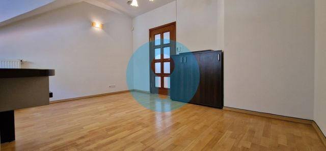 dom wolnostojący, 7 pokoi Dąbrowa, ul. Barczańska. Zdjęcie 29