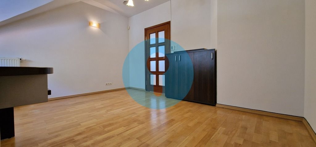 dom wolnostojący, 7 pokoi Dąbrowa, ul. Barczańska. Zdjęcie 29
