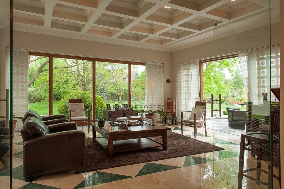 dom wolnostojący, 9 pokoi Konstancin-Jeziorna. Zdjęcie 4