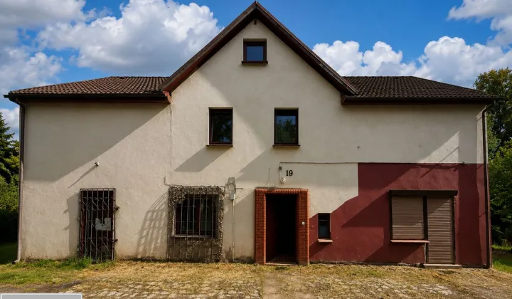 dom wolnostojący, 5 pokoi Marczów