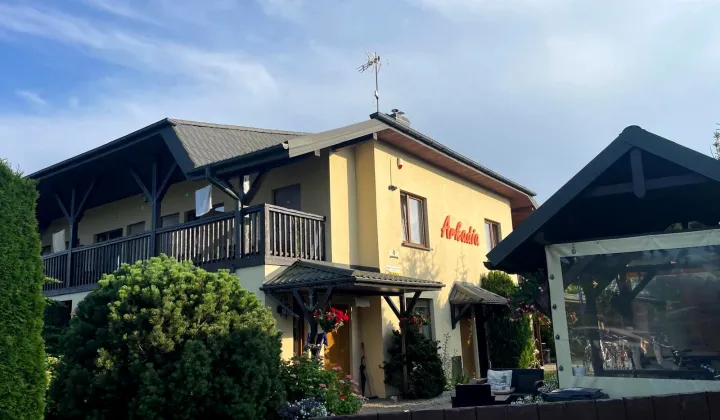 dom wolnostojący, 14 pokoi Dąbki, ul. Osiedlowa