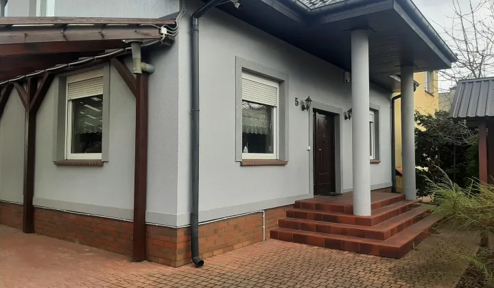 dom wolnostojący, 7 pokoi Przeźmierowo, ul. Wrzosowa