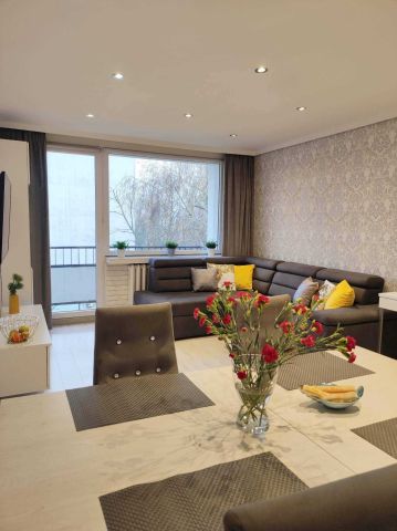 Mieszkanie 3-pokojowe Łódź Radogoszcz, ul. Wiankowa. Zdjęcie 1