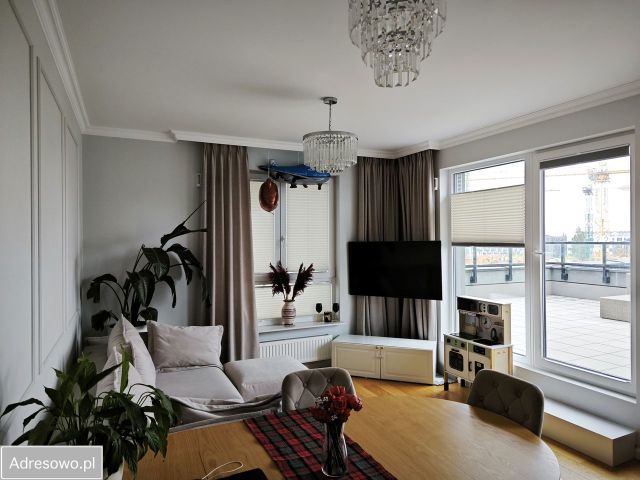 Mieszkanie 3-pokojowe Warszawa Ursus. Zdjęcie 1