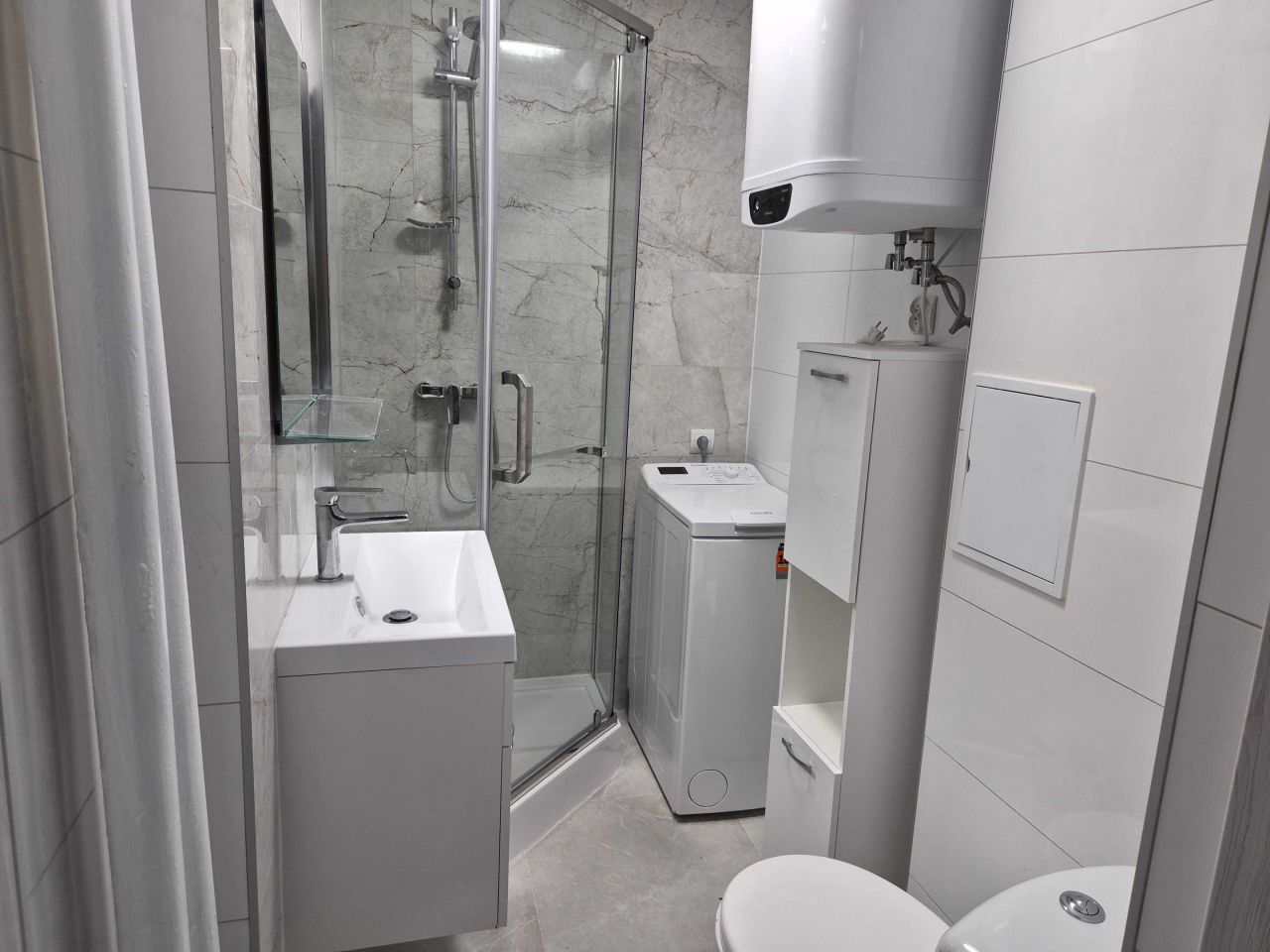 Mieszkanie 2-pokojowe Charsznica. Zdjęcie 4