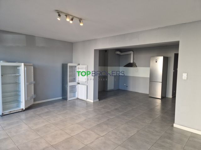 dom szeregowy, 9 pokoi Ząbki. Zdjęcie 2